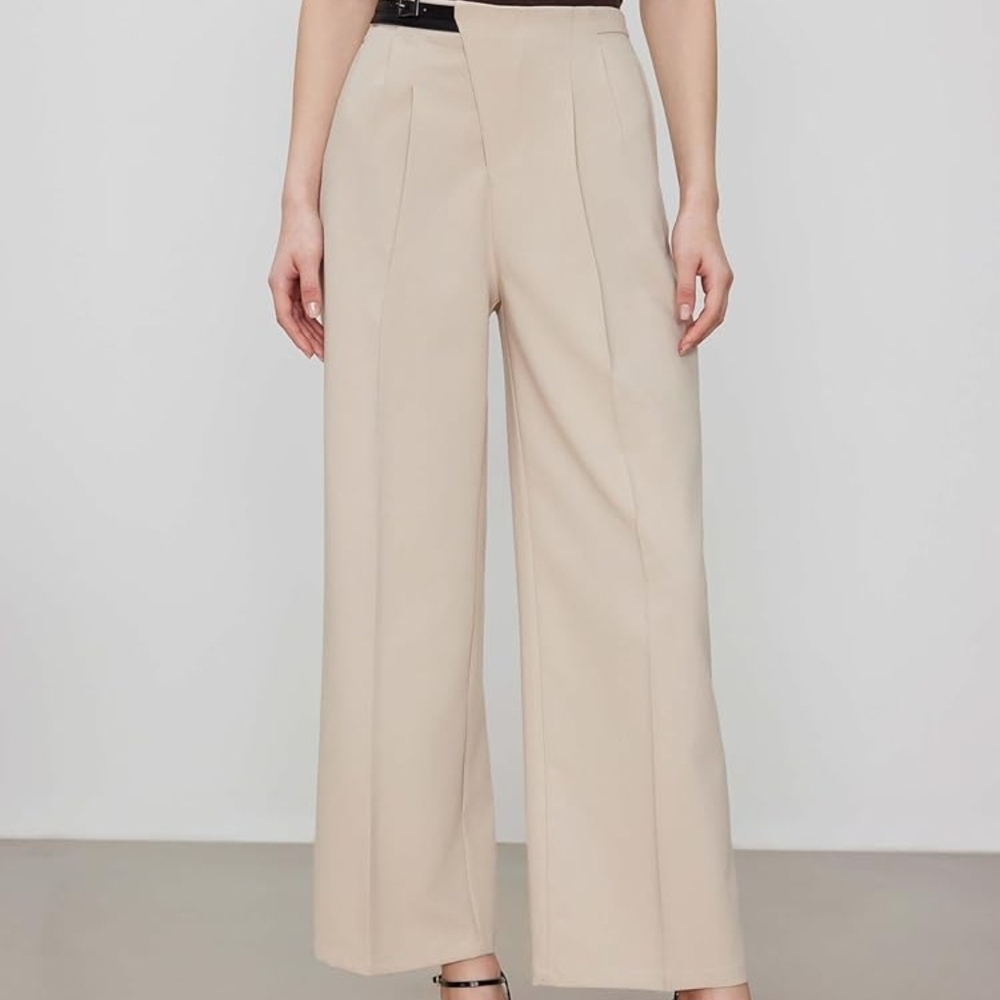HALARA Beige Wide Leg Pants nWOT